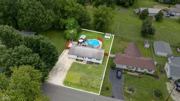 2903 N Eby DR, Connersville, IN 47331