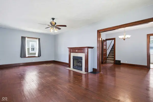 1022 N Grand AVE, Connersville, IN 47331