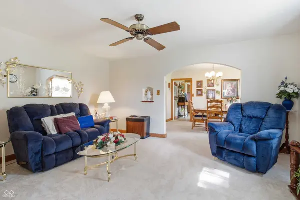 924 W 3rd ST, Connersville, IN 47331