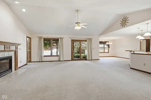 102 Orchard ST, Cambridge City, IN 47327