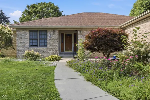 102 Orchard ST, Cambridge City, IN 47327