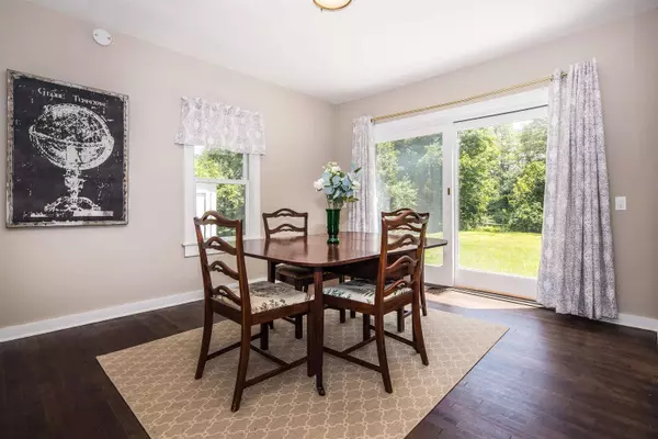 2420 Main ST, Manchester, VT 05254