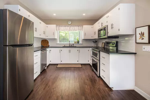 2420 Main ST, Manchester, VT 05254