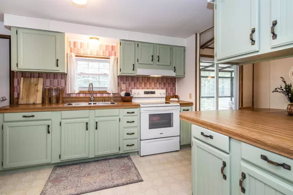 374 Winhall Hollow RD, Winhall, VT 05340