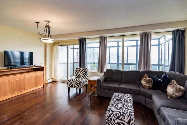 1305 Grant AVE, Winnipeg, MB R3M 1Z7