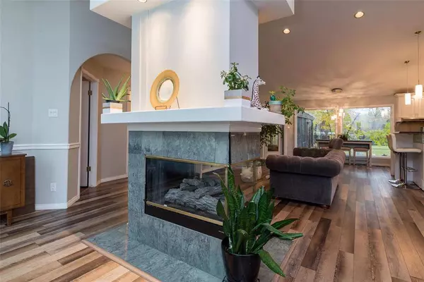 105 Vanscoy RD, Winnipeg, MB R3R 1H4