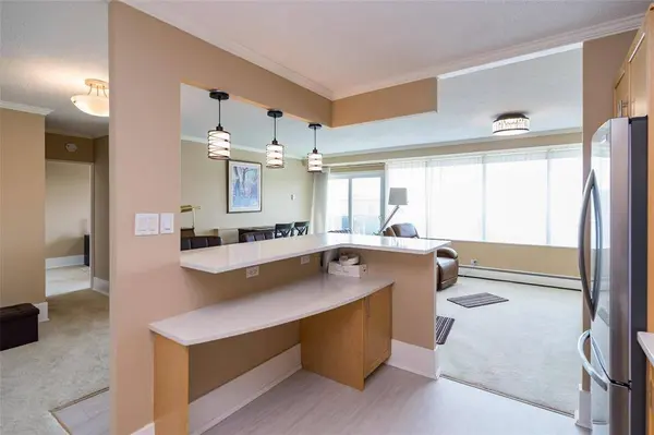 1305 Grant AVE, Winnipeg, MB R3M 1Z7