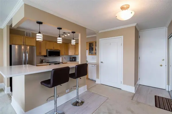 1305 Grant AVE, Winnipeg, MB R3M 1Z7