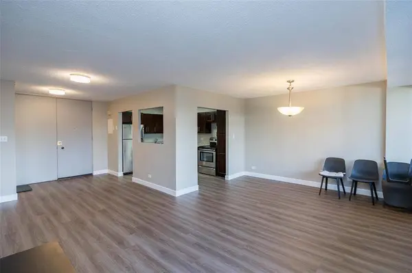 1305 Grant AVE, Winnipeg, MB R3M 1Z7