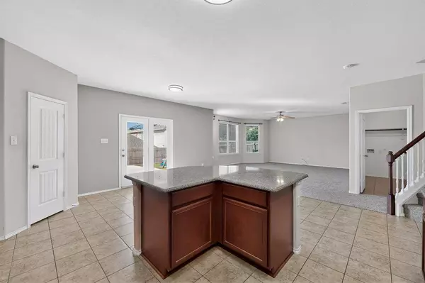 2224 Loreto Drive, Fort Worth, TX 76177