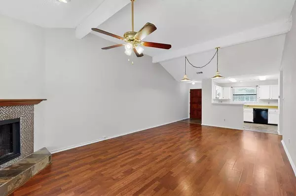 2420 Dalewood Lane, Bedford, TX 76022