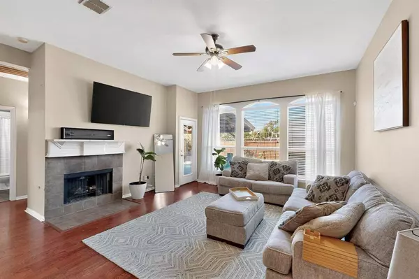 3501 Amador Drive, Fort Worth, TX 76244