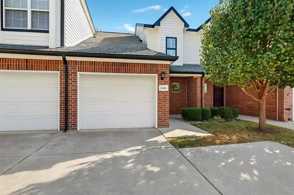 2344 Southcourt Circle, Irving, TX 75038