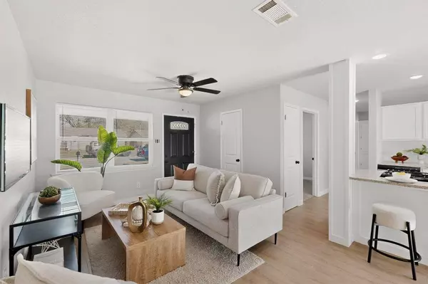 5808 Hanson Drive, Watauga, TX 76148