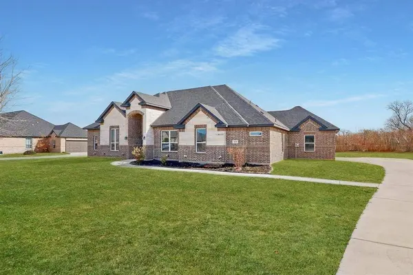 129 Altom Road, Springtown, TX 76082