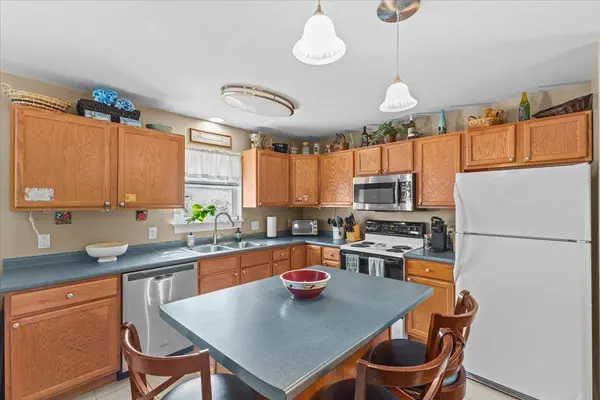 12 Checkerberry SQ #107, Milton, VT 05468