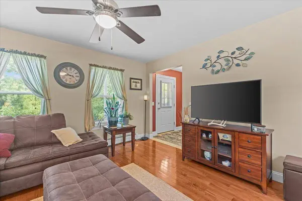 12 Checkerberry SQ #107, Milton, VT 05468