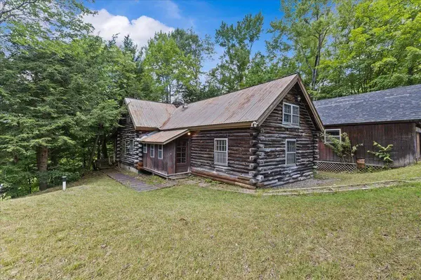 592 Upper Pleasant Valley RD, Cambridge, VT 05464