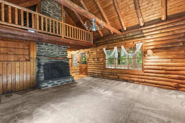 592 Upper Pleasant Valley RD, Cambridge, VT 05464