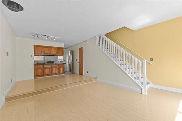 21 Wells AVE #2, Colchester, VT 05446