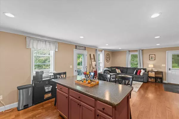 188 Junction Hill RD, Cambridge, VT 05464