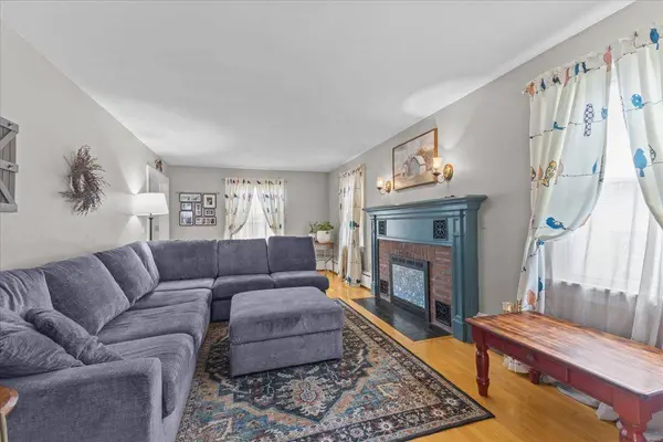 29 Beverly CT, St. Albans City, VT 05478