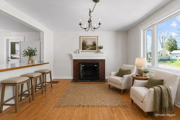 15 Abnaki AVE, Essex Junction, VT 05452