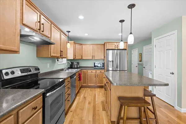 183 Harbor View DR, St. Albans Town, VT 05478-4488