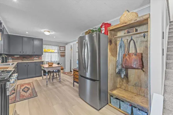 69 Aldis ST, St. Albans City, VT 05478