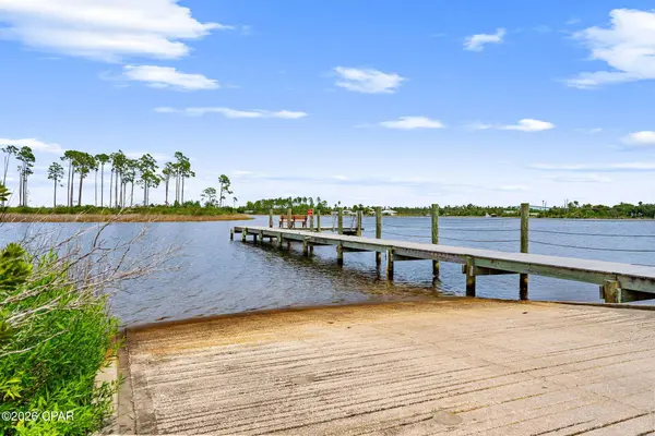 810 Vista Del Sol LN, Panama City, FL 32404