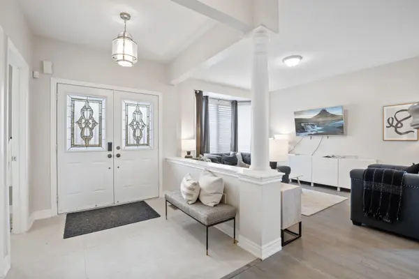 46 Peacock Cres, Ajax, ON L1T 0C5