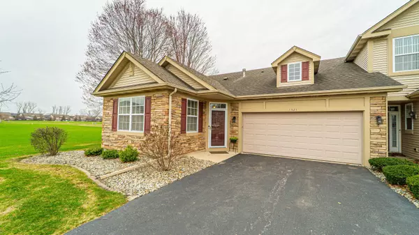 1321 Lily CT, Schererville, IN 46375