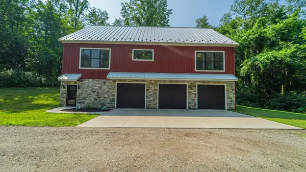 2816 Niles Buchanan Road, Buchanan, MI 49107