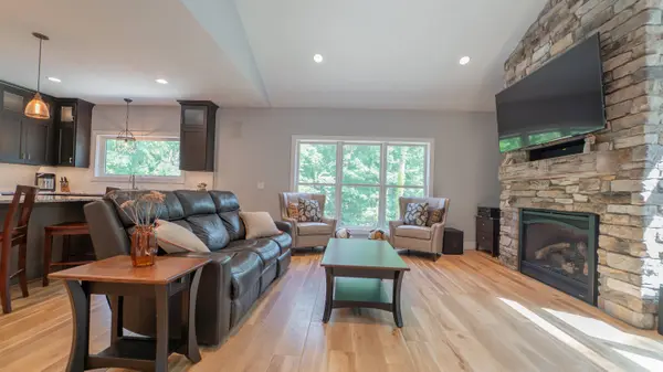 2816 Niles Buchanan Road, Buchanan, MI 49107