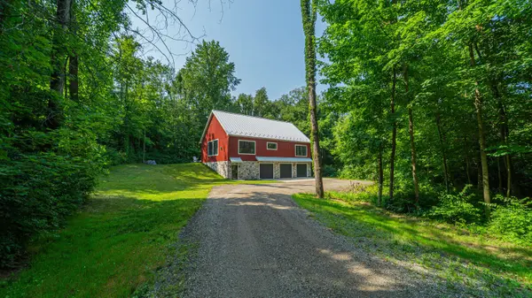 2816 Niles Buchanan Road, Buchanan, MI 49107