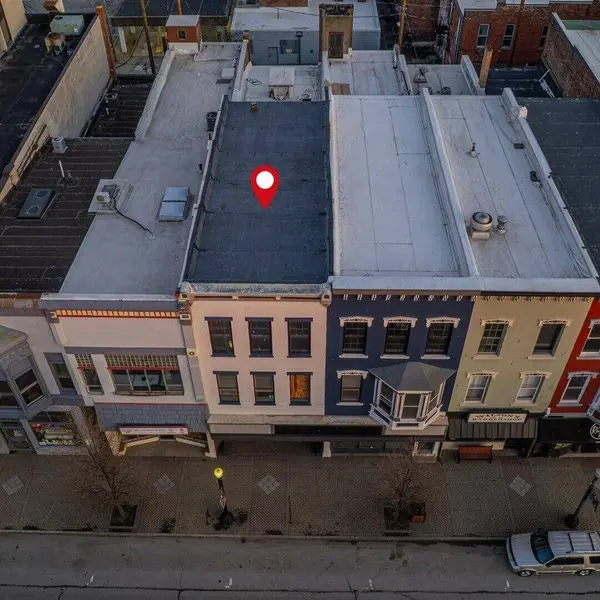 816 Lincolnway #101, La Porte, IN 46350