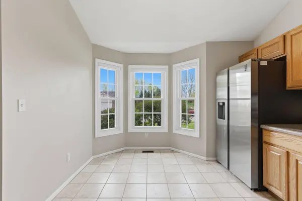 1406 Pine Creek RD, Valparaiso, IN 46383
