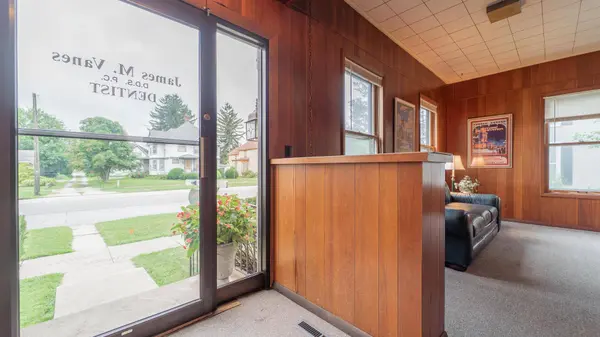 1025 Indiana AVE, La Porte, IN 46350