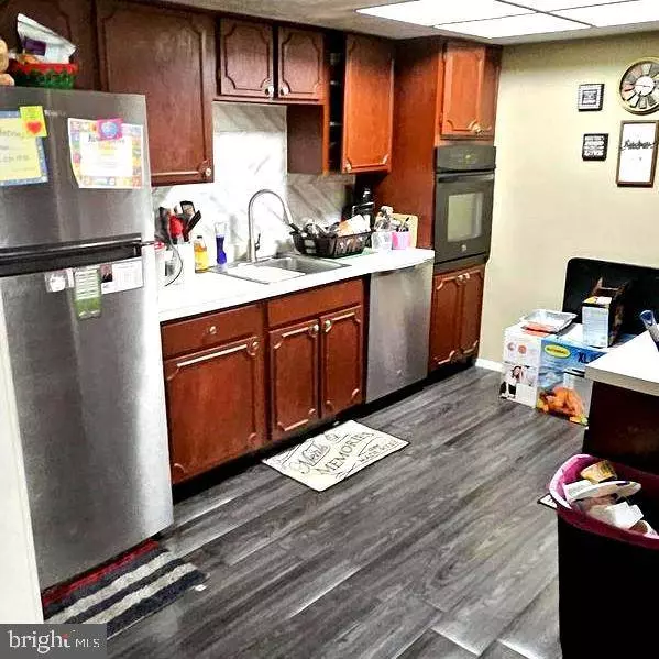 7 RIVERVIEW PL, Willingboro, NJ 08046