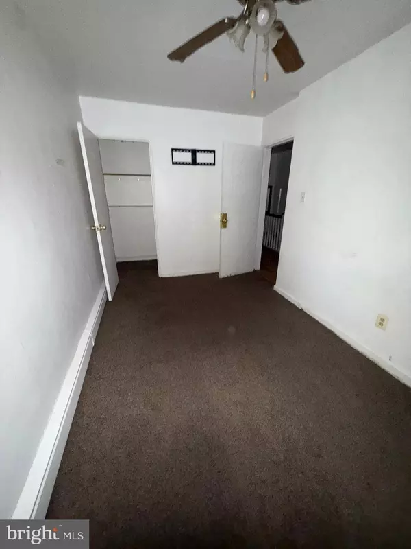 1316 EDGEWOOD AVE, Trenton, NJ 08618