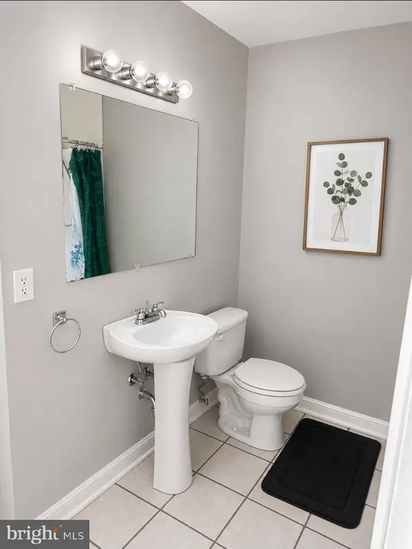 38 MAYAPPLE LN, Willingboro, NJ 08046