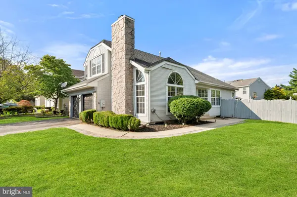 37 WESLEY LN, Burlington, NJ 08016
