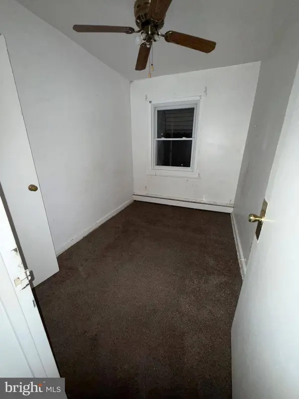 1316 EDGEWOOD AVE, Trenton, NJ 08618