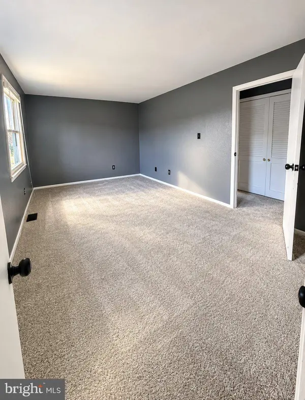 20 LEHIGH CT, Sicklerville, NJ 08081