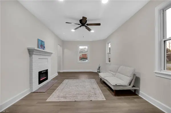 238 Pochin PL, Hampton, VA 23661