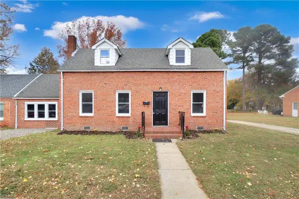 7 E Lewis RD