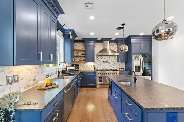 13 Williams Trl, Hopatcong Boro, NJ 07843