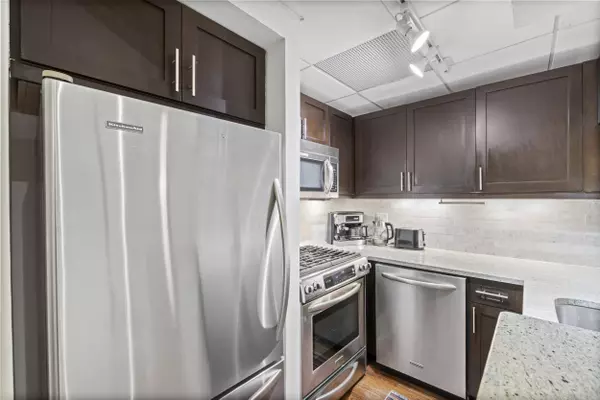 187 WAYNE ST #107C, Jc Downtown, NJ 07302