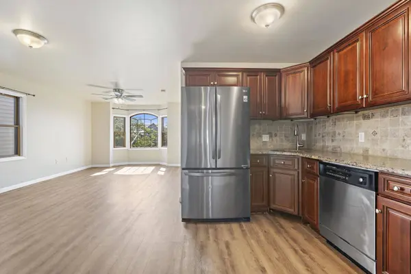 765 OCEAN AVE  #1, Jc Bergen-lafayett, NJ 07305