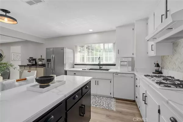 230 Phlox AVE, Redlands, CA 92373